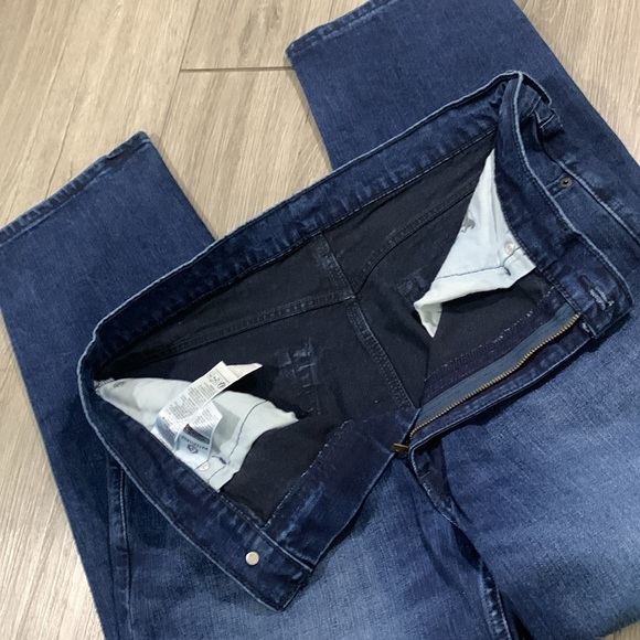 Levi’s 550 DarkWash Stretch Factory Faded Loose Fit Jeans size 36 - Picture 7 of 11